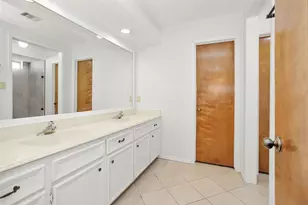 10 Brewster St, Conroe, TX 77301 - Photo 15