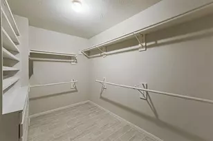 17106 Summer Hollow Dr, Sugar Land, TX 77498 - Photo 23