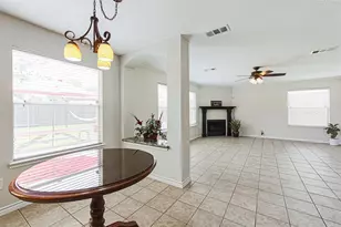 17106 Summer Hollow Dr, Sugar Land, TX 77498 - Photo 11