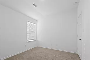 826 Stoney Pt Ln, Dayton, TX 77535 - Photo 9