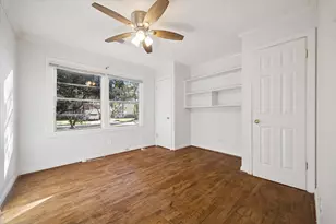 5122 Locust St, Bellaire, TX 77401 - Photo 5