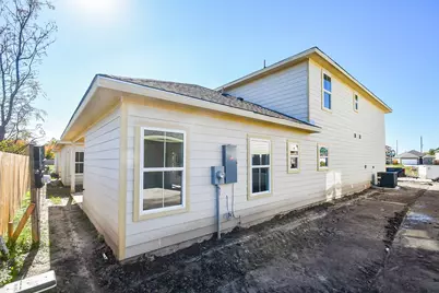 12202 Heather Flower Lane, Houston, TX 77014 - Photo 31