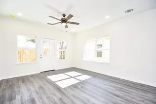 12202 Heather Flower Ln, Houston, TX 77014 - Photo 7