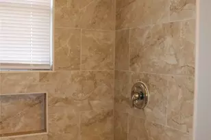 710 W 7th St, Freeport, TX 77541 - Photo 7