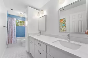 12111 Meadow Lake Dr, Houston, TX 77077 - Photo 17