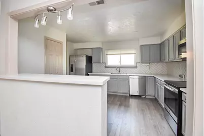 13430 Piney Oaks Drive, Houston, TX 77065 - Photo 11
