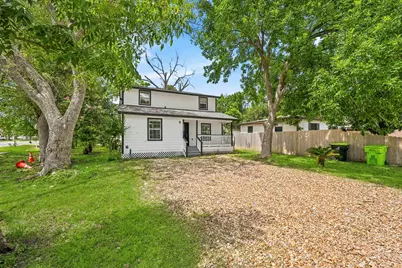 1501 Maiden Lane, Richmond, TX 77469 - Photo 3