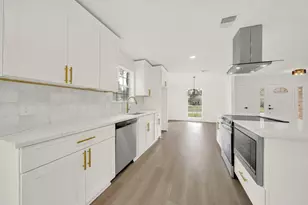 13902 Wickersham Ln, Houston, TX 77077 - Photo 7
