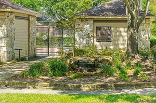13902 Wickersham Ln, Houston, TX 77077 - Photo 41