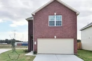 12058 Munich Dr, Houston, TX 77044 - Photo 1