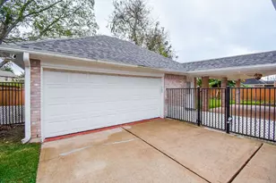 51 Rivercoach Ln, Sugar Land, TX 77479 - Photo 3