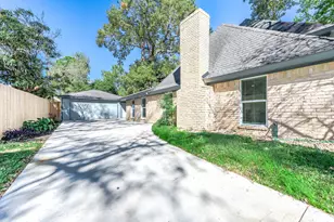 3511 Tree Ln, Houston, TX 77339 - Photo 37