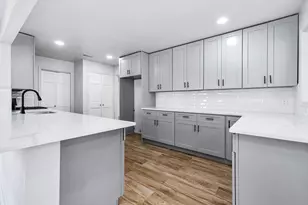 3511 Tree Ln, Houston, TX 77339 - Photo 9