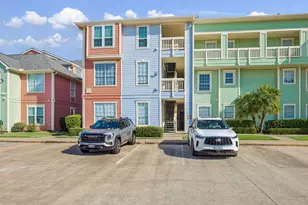 7000 Seawall Blvd, Galveston, TX 77551 - Photo 19