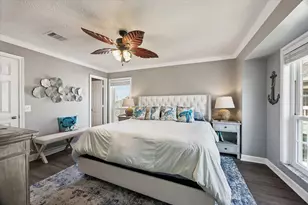 7000 Seawall Blvd, Galveston, TX 77551 - Photo 15