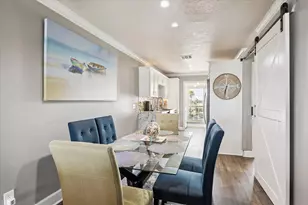 7000 Seawall Blvd, Galveston, TX 77551 - Photo 7