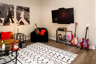 2105 Naomi St, Houston, TX 77054 - Photo 7