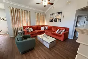 8011 Makaha Cir, Houston, TX 77095 - Photo 9