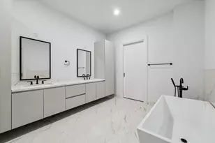 1711 Allen Pkwy, Houston, TX 77019 - Photo 17