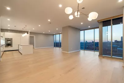 1711 Allen Parkway #2402, Houston, TX 77019 - Photo 3