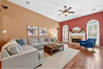 7 Windridge Place, The Woodlands, TX 77381 - Photo 11