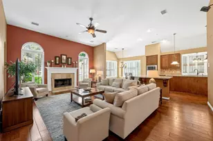 7 Windridge Pl, The Woodlands, TX 77381 - Photo 9
