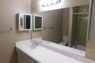472 N Post Oak Ln, Houston, TX 77024 - Photo 27