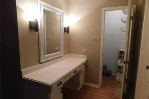 472 N Post Oak Ln, Houston, TX 77024 - Photo 39