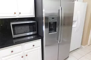 472 N Post Oak Ln, Houston, TX 77024 - Photo 9