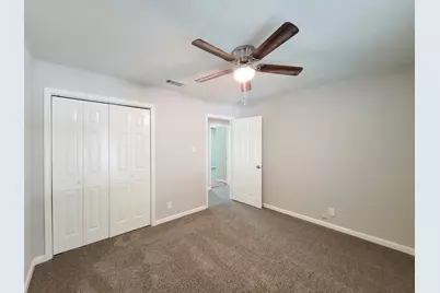 2810 Forest Oaks Boulevard, Houston, TX 77017 - Photo 19