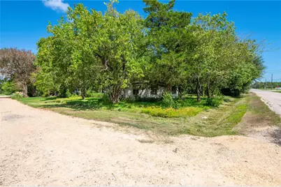 6521 Crockett Street, Hitchcock, TX 77563 - Photo 9