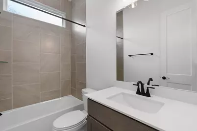 11810 Salty Bend Drive, Mont Belvieu, TX 77523 - Photo 9