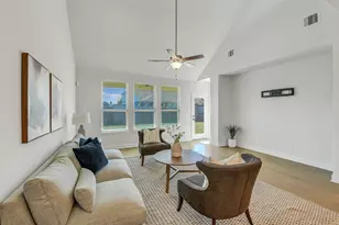 2754 Hidden Hollow Ln, Conroe, TX 77385 - Photo 11