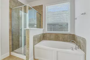 2754 Hidden Hollow Ln, Conroe, TX 77385 - Photo 17