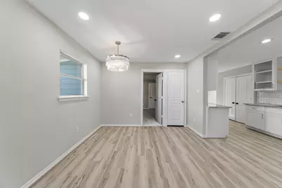 7019 Sur Court, Houston, TX 77033 - Photo 5