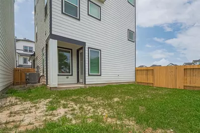 8917 Grovner Place, Houston, TX 77055 - Photo 39