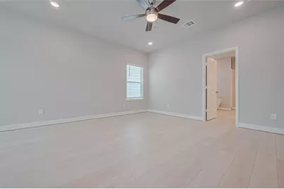 8917 Grovner Place, Houston, TX 77055 - Photo 19
