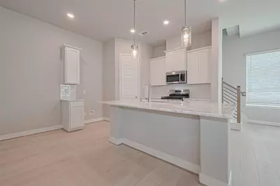 8917 Grovner Place, Houston, TX 77055 - Photo 7