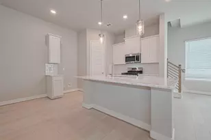 8917 Grovner Pl, Houston, TX 77055 - Photo 7