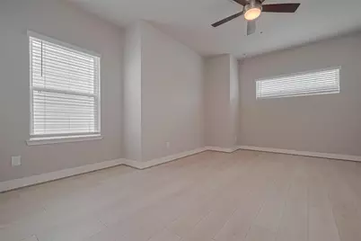 8917 Grovner Place, Houston, TX 77055 - Photo 31