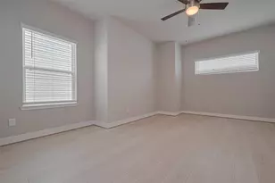 8917 Grovner Pl, Houston, TX 77055 - Photo 31