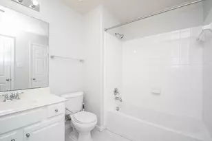 6035 Indian Creek, Missouri City, TX 77459 - Photo 21