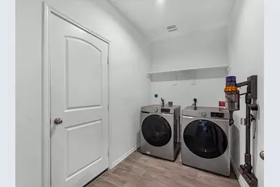 5455 Pinetree Crescent Lane, Spring, TX 77373 - Photo 25