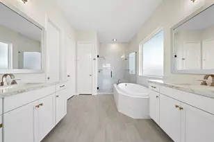 9806 Oakwood Trl, Missouri City, TX 77459 - Photo 13