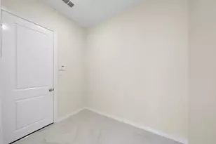 9806 Oakwood Trl, Missouri City, TX 77459 - Photo 15