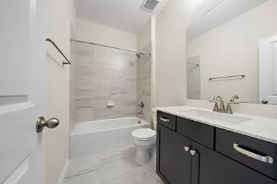 9806 Oakwood Trail, Missouri City, TX 77459 - Photo 33