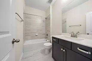 9806 Oakwood Trl, Missouri City, TX 77459 - Photo 33