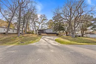 14189 Shadow Bay Dr, Willis, TX 77318 - Photo 3