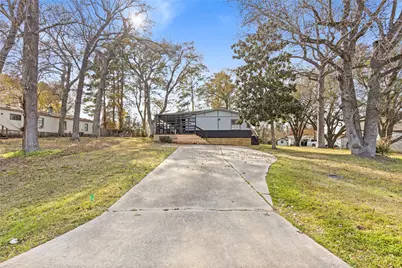 14189 Shadow Bay Drive, Willis, TX 77318 - Photo 13