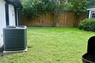 6311 Fairwood Dr, Houston, TX 77088 - Photo 19